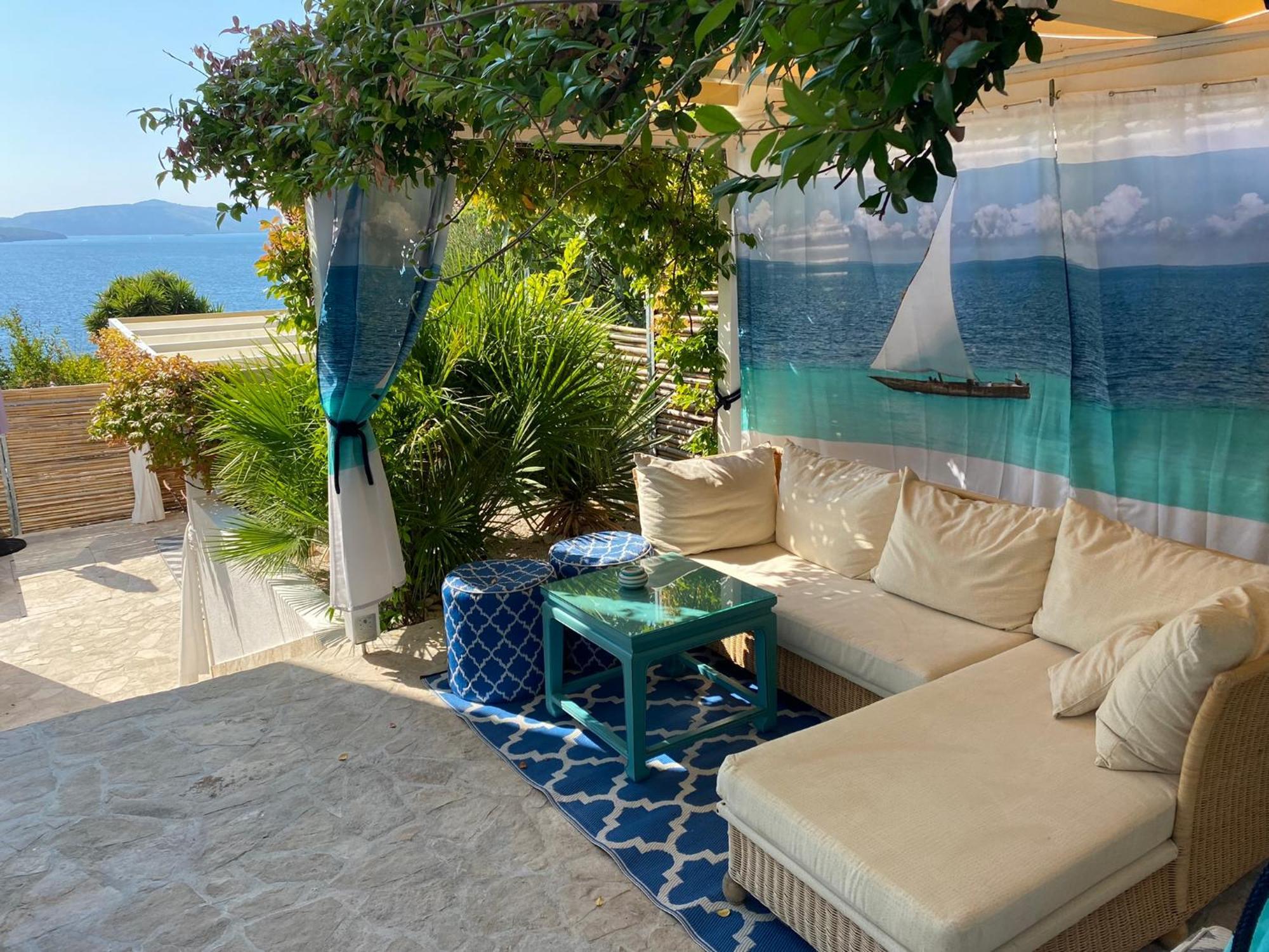 Seaside Villa With Private Pool Home By The Sea - Villa 트로기르 외부 사진